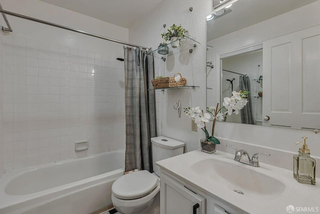 605 Carolina St, San Francisco, CA 94107 - full bathroom with shower / bath combo with shower curtain and vanity