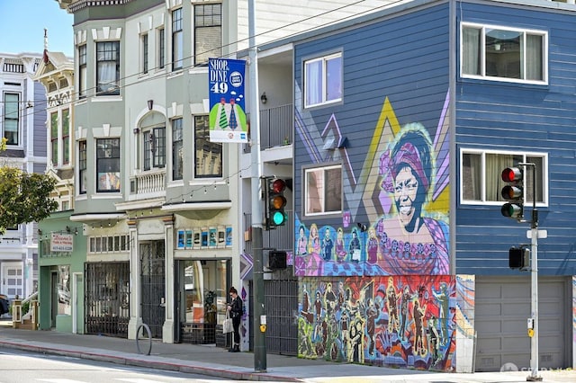30 Lloyd St, San Francisco, CA 94117 - view of building exterior