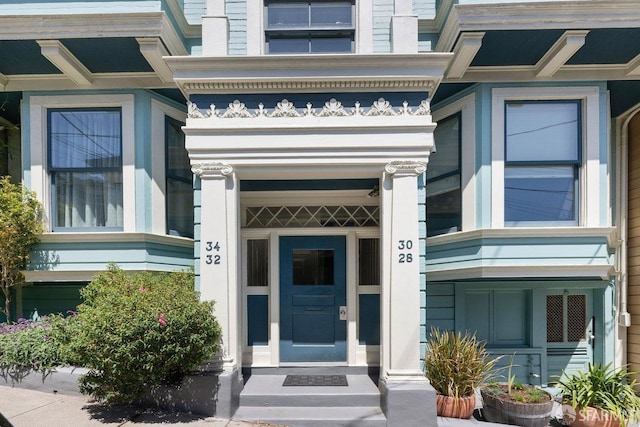 30 Lloyd St, San Francisco, CA 94117 - view of property entrance