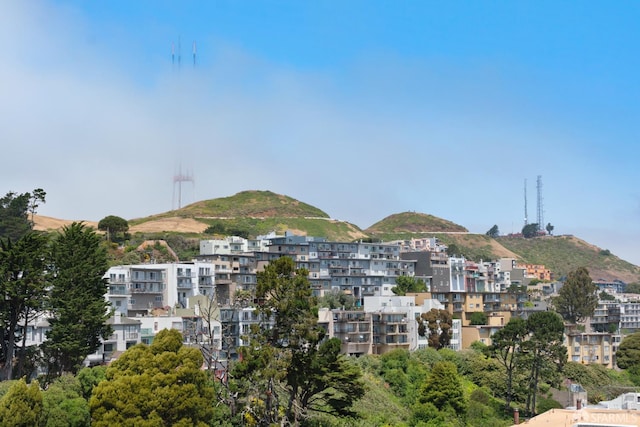 5082 Diamond Heights Blvd Unit B, San Francisco, CA 94131 - city view featuring a mountain backdrop