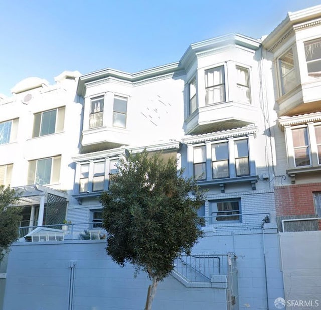 20-26 Dorland St, San Francisco, CA 94110 - view of property exterior with fence