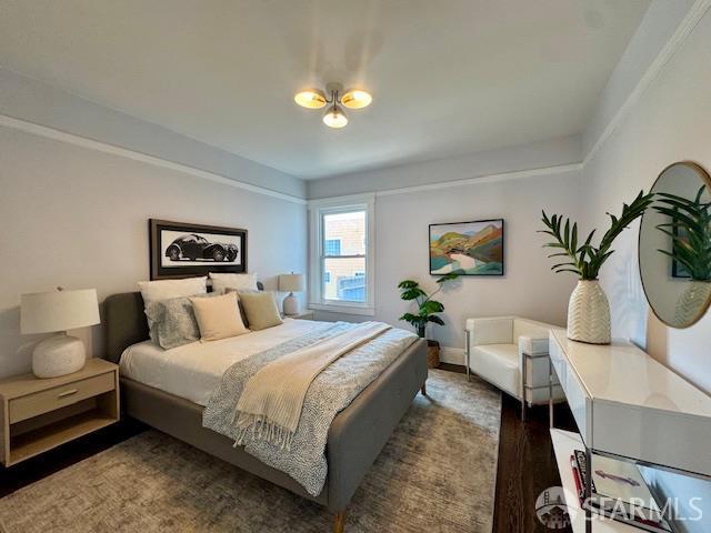 672 Prentiss St, San Francisco, CA 94110 - bedroom featuring wood finished floors and baseboards