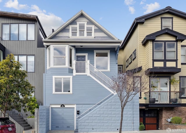 view of front facade featuring a garage