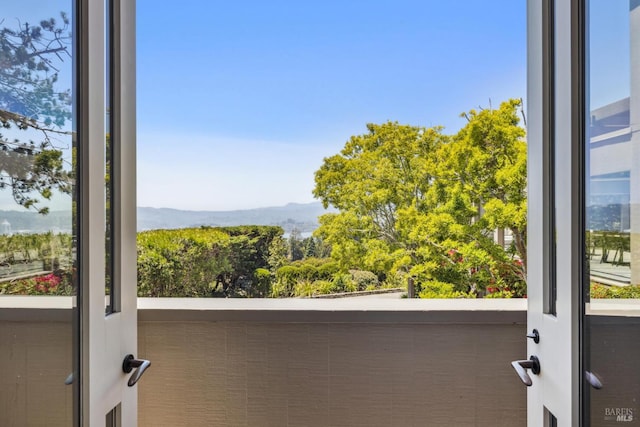 83 Mount Tiburon Rd, Tiburon, CA 94920 - balcony featuring a mountain view