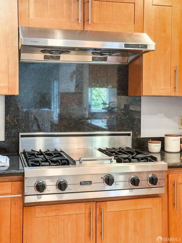 1113 Pebblewood Way, San Mateo, CA 94403 - kitchen featuring dark countertops, extractor fan, decorative backsplash, and stainless steel gas cooktop