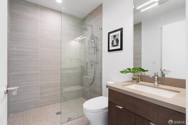 350 San Jose Ave Unit 11, San Francisco, CA 94110 - full bath featuring toilet, a tile shower, and vanity
