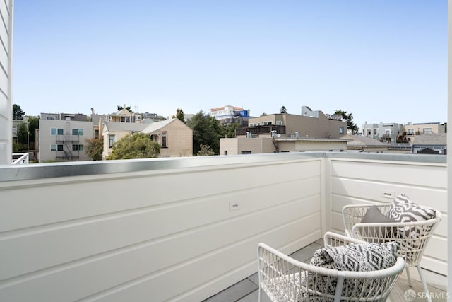 350 San Jose Ave Unit 11, San Francisco, CA 94110 - balcony featuring a residential view