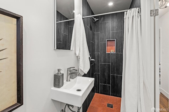 213 Virginia Ave, San Francisco, CA 94110 - full bathroom with a sink, tiled shower, and recessed lighting
