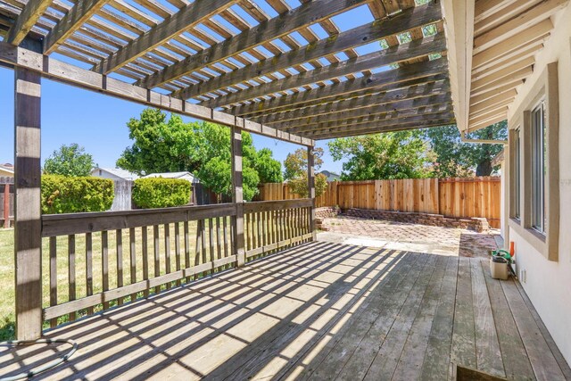 8467 Country Greens Ct, Sacramento, CA 95828 - photo 26