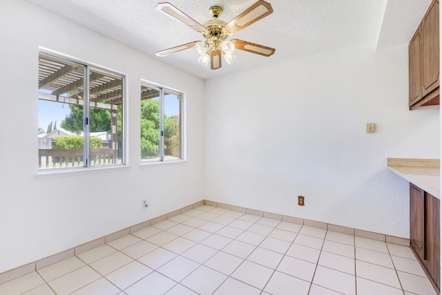 8467 Country Greens Ct, Sacramento, CA 95828 - photo 11