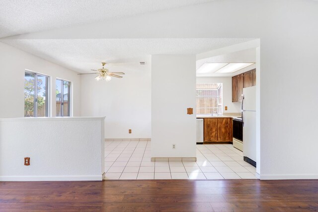 8467 Country Greens Ct, Sacramento, CA 95828 - photo 10