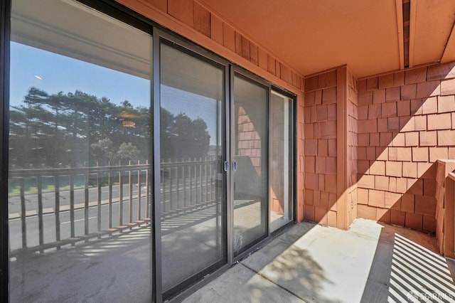 920 Mission Rd Unit 15, South San Francisco, CA 94080 - view of balcony