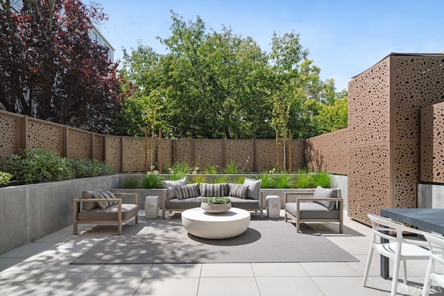 view of patio featuring an outdoor hangout area