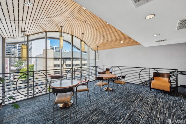 423 7th St Unit 303, Oakland, CA 94607 - building lobby with lofted ceiling, expansive windows, and recessed lighting