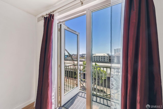 423 7th St Unit 303, Oakland, CA 94607 - balcony with a city view