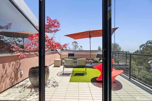 6353 Skyline Blvd, Oakland, CA 94611 - view of deck
