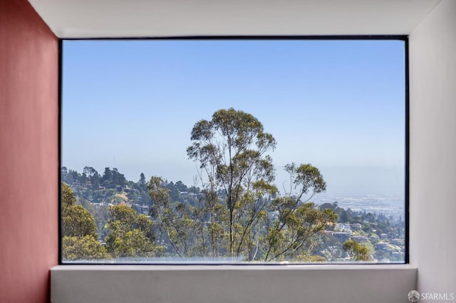 6353 Skyline Blvd, Oakland, CA 94611 - detailed view