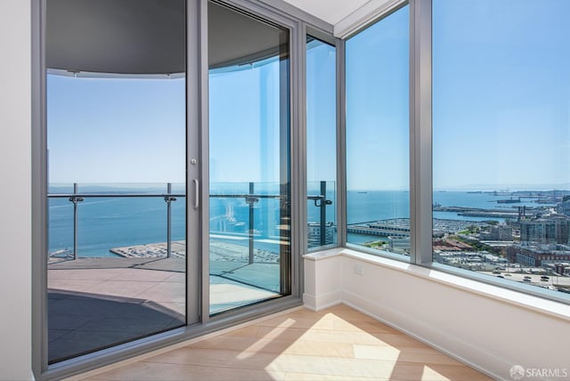 201 Folsom St Unit 38E, San Francisco, CA 94105 - balcony featuring a water view