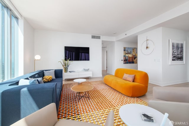 201 Folsom St Unit 38E, San Francisco, CA 94105 - living room with baseboards