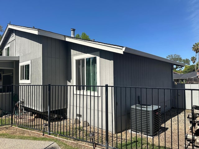 6517 Filaree Way, Sacramento, CA 95842 - view of side of home featuring central AC
