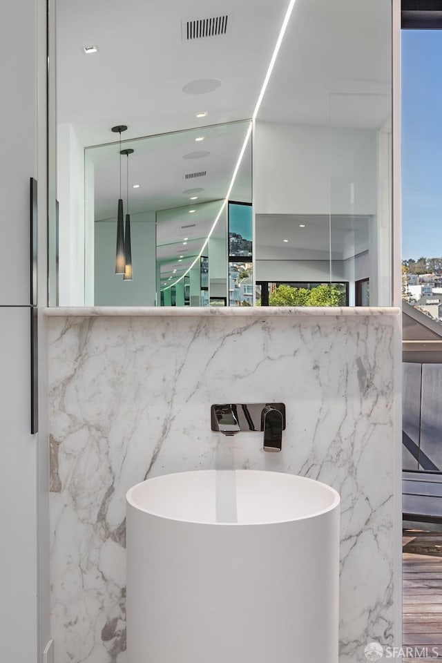 335 Diamond St, San Francisco, CA 94114 - photo 50