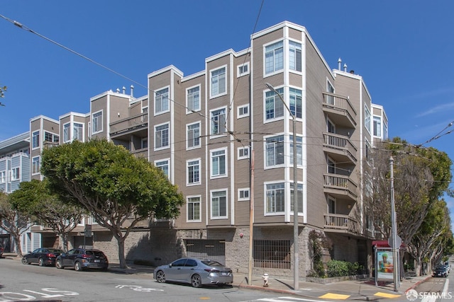 2060 Sutter St Unit 202, San Francisco, CA 94115 - view of apartment building / complex