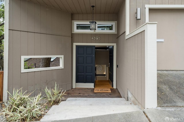 view of entrance to property