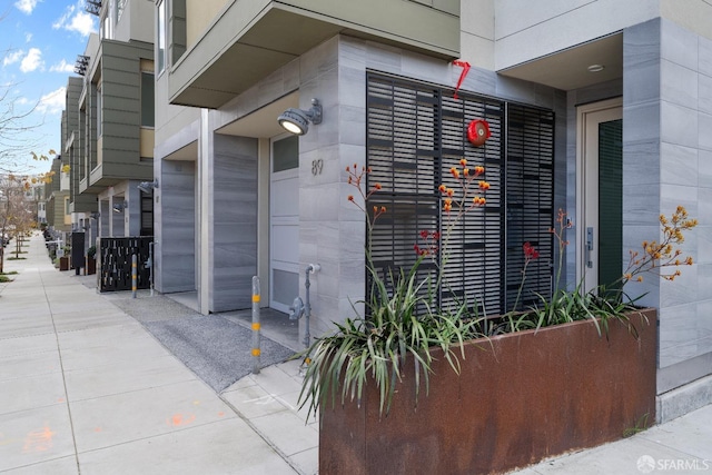 view of exterior entry