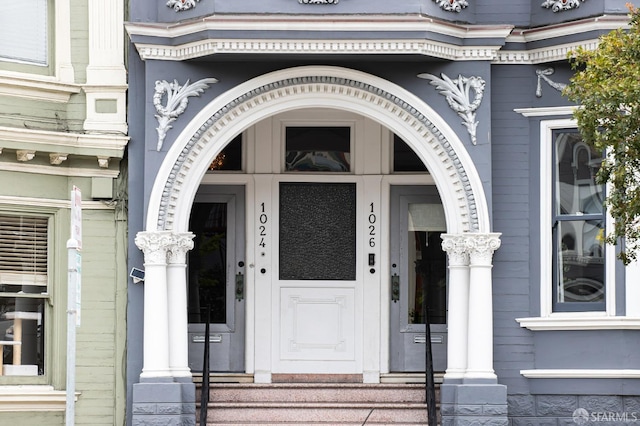 view of entrance to property