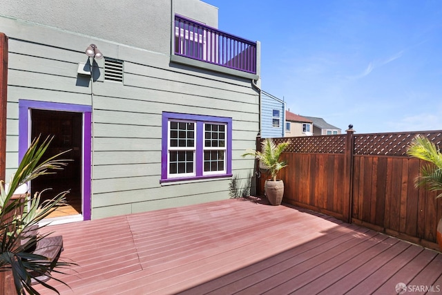 47 Brunswick St, San Francisco, CA 94112 - wooden deck with fence