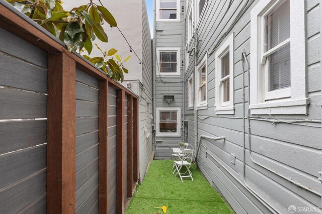 1250 Vallejo St Unit 1, San Francisco, CA 94109 - view of side of property