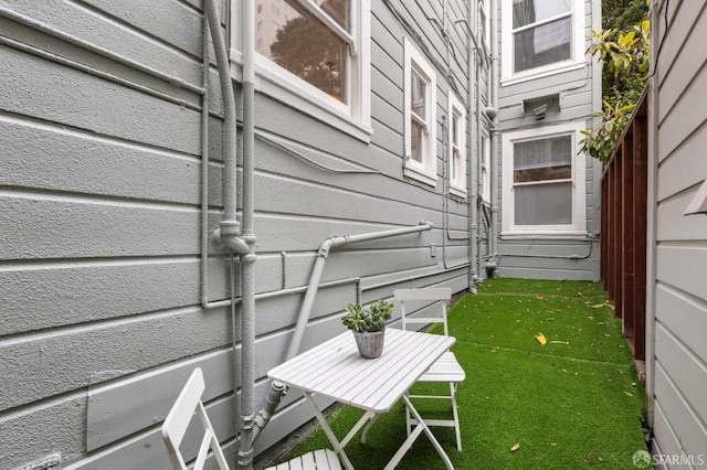 1250 Vallejo St Unit 1, San Francisco, CA 94109 - view of patio