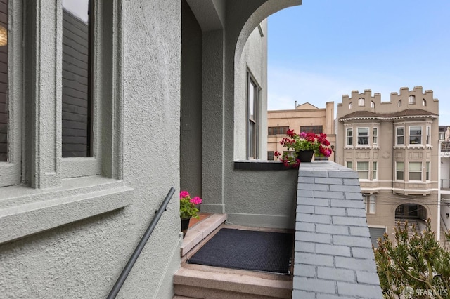 1250 Vallejo St Unit 1, San Francisco, CA 94109 - exterior view of stucco siding