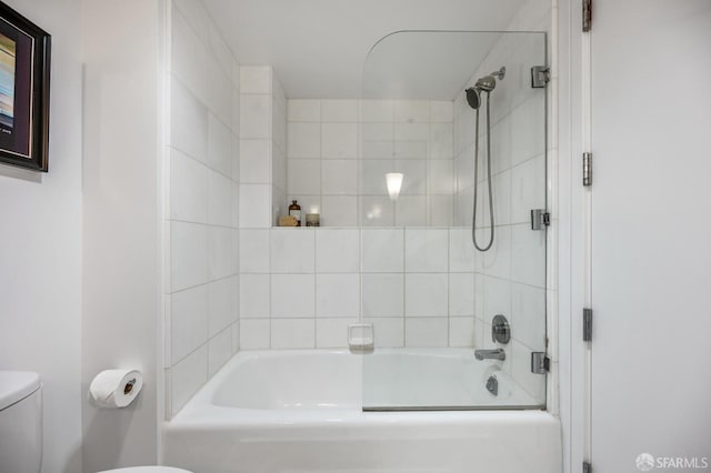 229 Brannan St Unit 11J, San Francisco, CA 94107 - bathroom with toilet and combined bath / shower with glass door