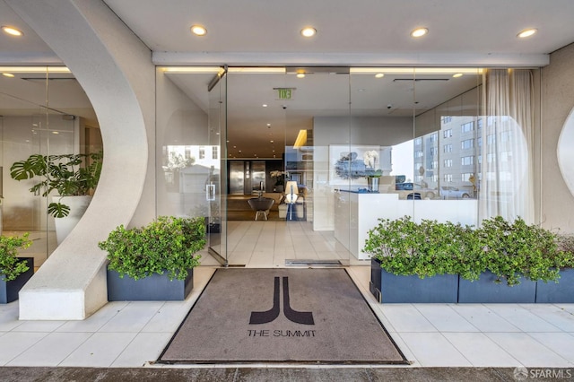 999 Green St Unit 1403, San Francisco, CA 94133 - view of exterior entry