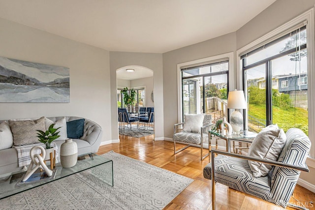 901 Teresita Blvd, San Francisco, CA 94127 - living room with arched walkways and baseboards