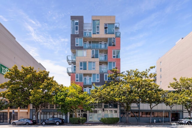 766 Harrison St Unit 403, San Francisco, CA 94107 - view of apartment building / complex