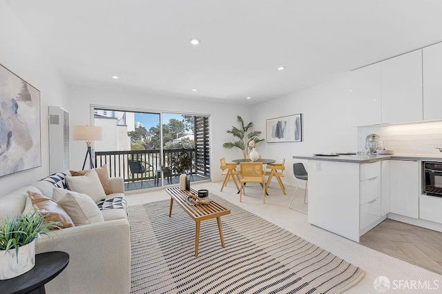 living room featuring recessed lighting