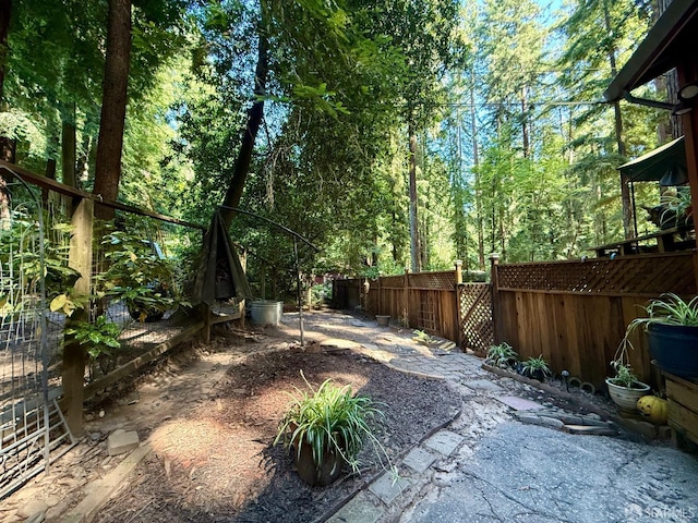 490 Huckleberry Ln, Boulder Creek, CA 95006 - view of yard