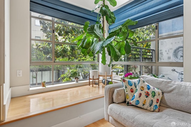700 Illinois St Unit 3, San Francisco, CA 94107 - view of sunroom