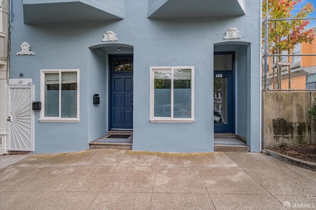 Listing photo 3 for 121-123 Grattan St, San Francisco CA 94117