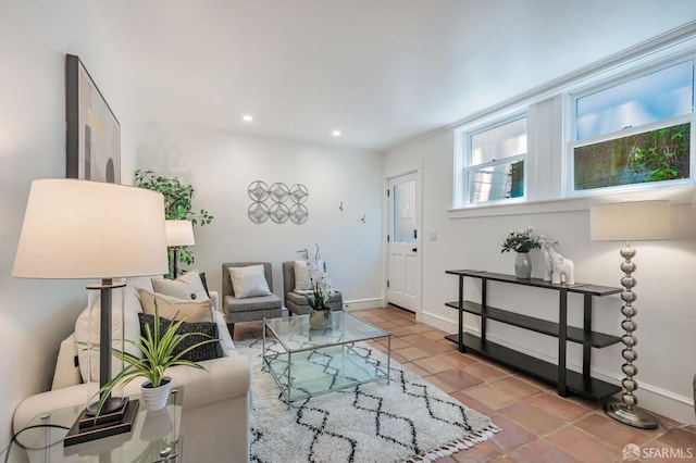 30 Eagle St, San Francisco, CA 94114 - living room featuring baseboards and recessed lighting