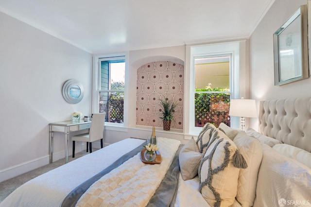 30 Eagle St, San Francisco, CA 94114 - carpeted bedroom with ornamental molding and arched walkways