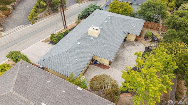 29 Woodcrest Cir, Oakland, CA 94602 - aerial view of property and surrounding area