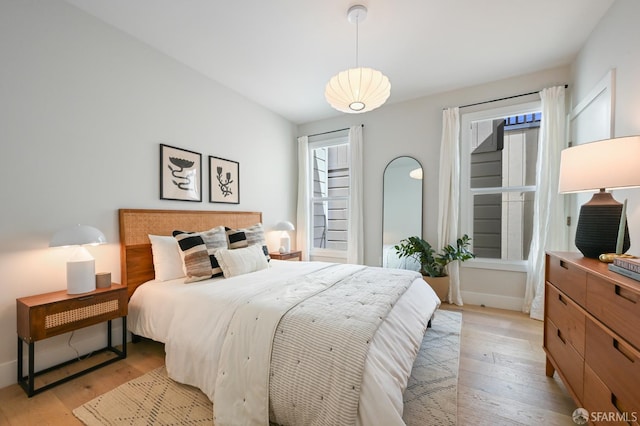 823 Hampshire St, San Francisco, CA 94110 - bedroom featuring light wood-style flooring and baseboards