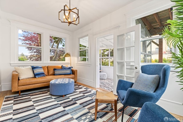 276 Funston Ave, San Francisco, CA 94118 - sunroom with a chandelier