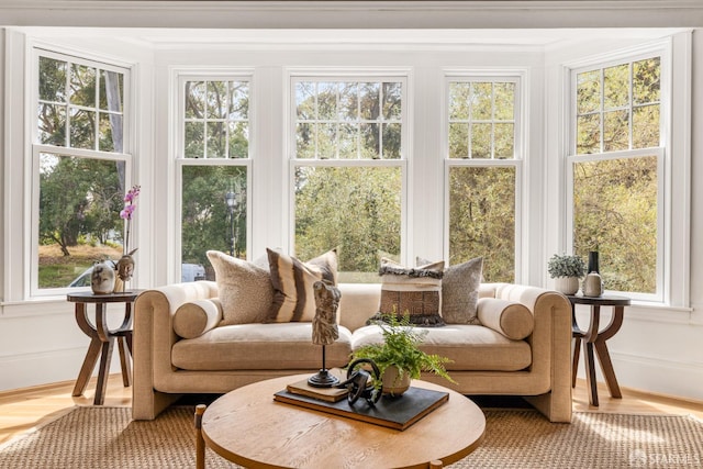 276 Funston Ave, San Francisco, CA 94118 - view of sunroom / solarium