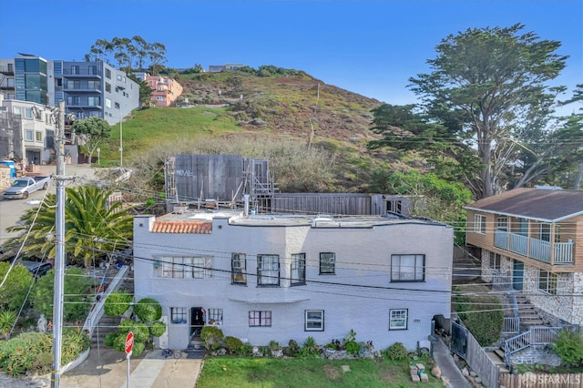 353 Rivera St, San Francisco, CA 94116 - exterior space with a mountain view