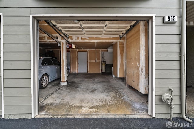 955 Ridgeview Ct Unit C, South San Francisco, CA 94080 - garage featuring secured water heater