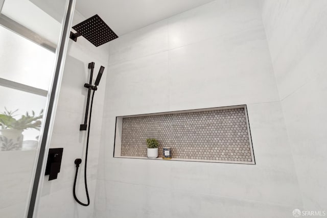 867 33rd Ave, San Francisco, CA 94121 - bathroom view of tiled shower